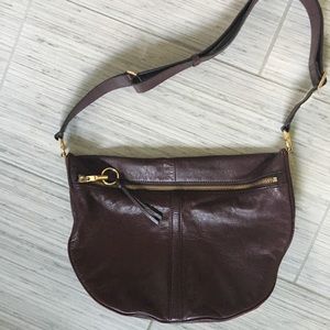Elizabeth and James Crossbody Bag